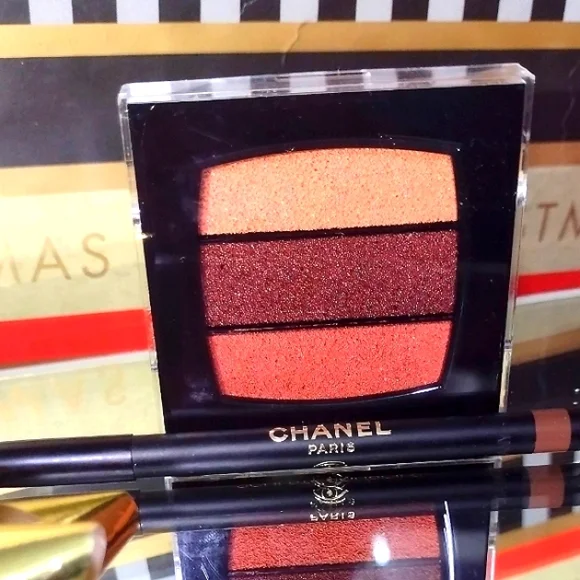CHANEL Double Protection Creme Poudre, Metallica Eyes NWT